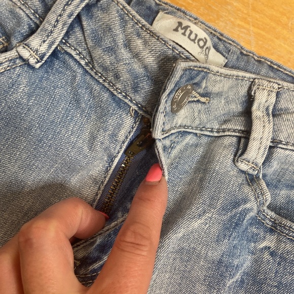 🌺 MUDD Girls Distressed Light Wash Jeans - Picture 8 of 12